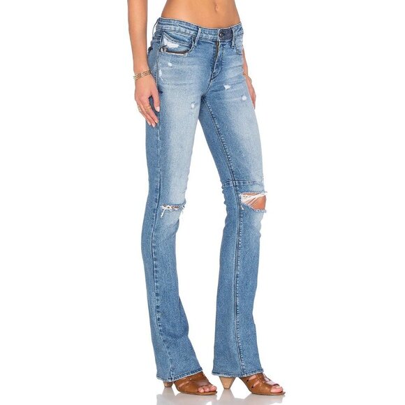 NWT RtA med. wash mid rise distressed flare jeans - Picture 7 of 15